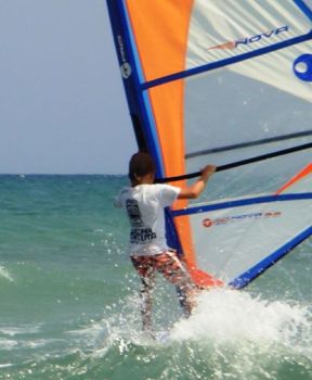 Noleggio Kitesurf - Windsurf - Barche a vela nel Salento